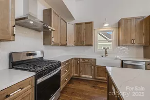 203 Boleyn Dr, Black Mountain, NC 28711 - Photo 13