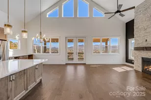 203 Boleyn Dr, Black Mountain, NC 28711 - Photo 5