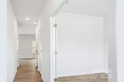 568 Country Oak Drive, Asheville, NC 28804 - Photo 11