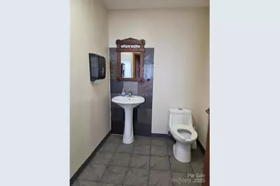 5513 Monroe Road, Charlotte, NC 28212 - Photo 9