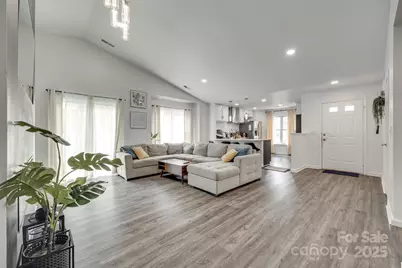 7442 Crestside Lane, Charlotte, NC 28227 - Photo 5