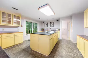 1120 N College St, Mount Pleasant, NC 28124 - Photo 9