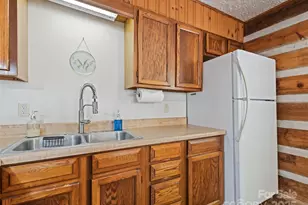 237 Biltmore Cir, Bryson City, NC 28713 - Photo 11