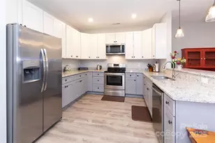 138 Foxden Dr, Fletcher, NC 28732 - Photo 3