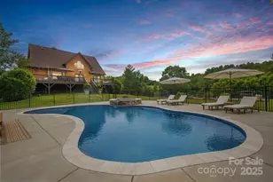 6500 Duck Creek Rd, Lenoir, NC 28645 - Photo 1