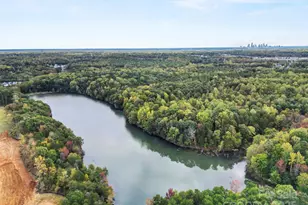 4134 Eastover Gln Rd, Charlotte, NC 28269 - Photo 13