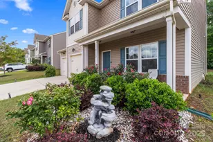 9132 Colwick Hill Ln, Charlotte, NC 28215 - Photo 3