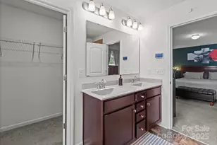 9132 Colwick Hill Ln, Charlotte, NC 28215 - Photo 23