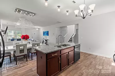 9132 Colwick Hill Lane, Charlotte, NC 28215 - Photo 11