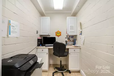 1512 Davie Avenue, Statesville, NC 28677 - Photo 17