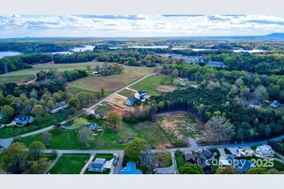 4279 Candlewood Drive, Sherrills Ford, NC 28673 - Photo 21