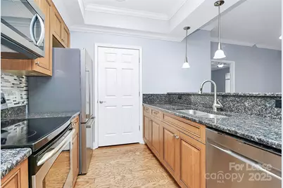 300 W 5th Street #315, Charlotte, NC 28202 - Photo 5