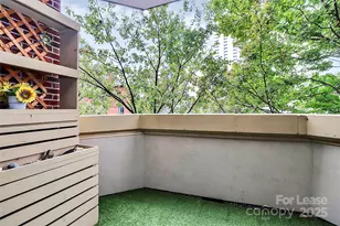 300 W 5th St, Charlotte, NC 28202 - Photo 29