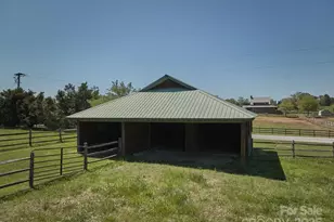 201 Hughes Creek, Columbus, NC 28722 - Photo 33