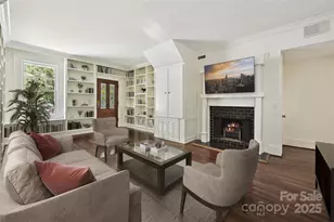 402 W 8th St, Charlotte, NC 28202 - Photo 3