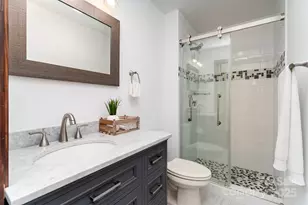 3331 Eastwood Dr, Charlotte, NC 28205 - Photo 9