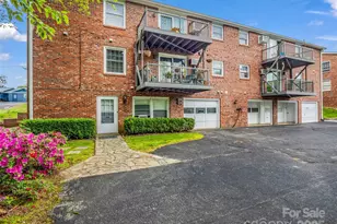 65 Brookside Dr, Hendersonville, NC 28792 - Photo 9