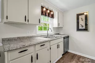 65 Brookside Dr, Hendersonville, NC 28792 - Photo 19