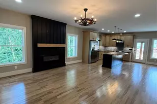 124 Third St SE, Hildebran, NC 28602 - Photo 7