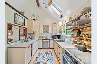 278 Mount View Drive, Burnsville, NC 28714 - Photo 7