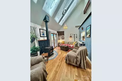 278 Mount View Drive, Burnsville, NC 28714 - Photo 11