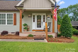 107 Pressley St, Clover, SC 29710 - Photo 5