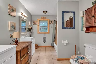 99 Boone Street, Spruce Pine, NC 28777 - Photo 11