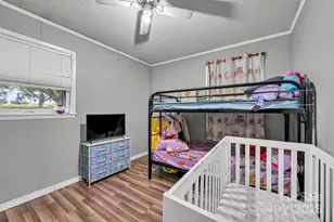 99 Boone St, Spruce Pine, NC 28777 - Photo 15