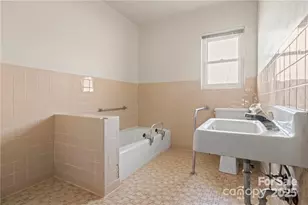 324 Horn Bottom Rd, Forest City, NC 28043 - Photo 13