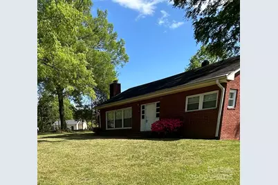 610 E Maryland Avenue, Bessemer City, NC 28016 - Photo 1