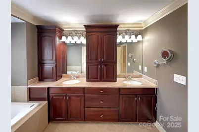 1000 Sarandon Drive, Matthews, NC 28104 - Photo 17