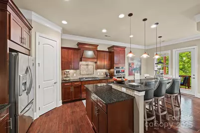 703 English Tudor Lane, Charlotte, NC 28211 - Photo 7