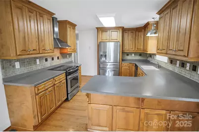 814 Settlers Drive, Cherryville, NC 28021 - Photo 21