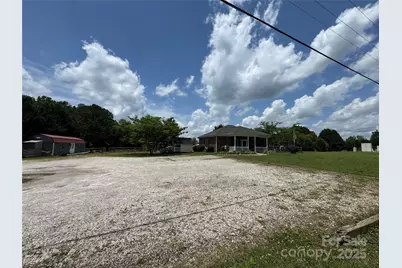 1853 Lincoln Road, York, SC 29745 - Photo 3