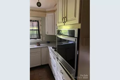 910 Parham Street, Henderson, NC 27536 - Photo 11