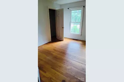 910 Parham Street, Henderson, NC 27536 - Photo 5