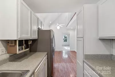 124 Hilltop Road, Black Mountain, NC 28711 - Photo 13