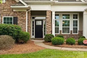 8830 Artesa Mill Ln, Charlotte, NC 28214 - Photo 5