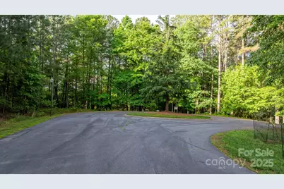 5418 Breakwater Drive, Granite Falls, NC 28630 - Photo 13