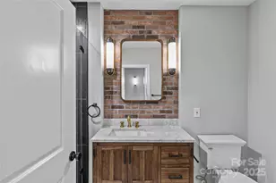 210 N Church St, Charlotte, NC 28202 - Photo 23