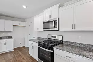 64 Lillian Ln, Hendersonville, NC 28792 - Photo 7