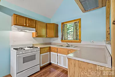 42 Parkway Drive, Marion, NC 28752 - Photo 15