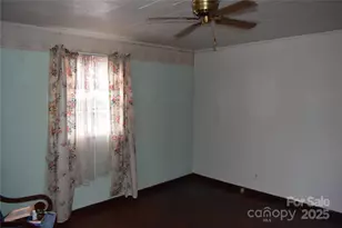 118 4th C St, Marion, NC 28752 - Photo 23