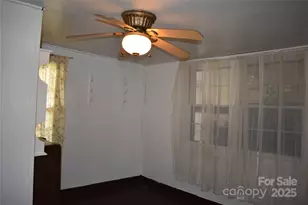 118 4th C St, Marion, NC 28752 - Photo 11