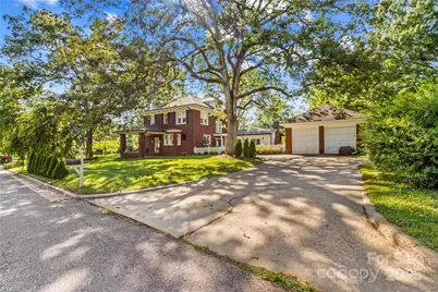 712 N Center Street N, Statesville, NC 28677 - Photo 3