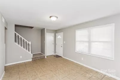 9464 Lexington Circle #B, Charlotte, NC 28213 - Photo 5