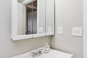 9464 Lexington Cir, Charlotte, NC 28213 - Photo 21