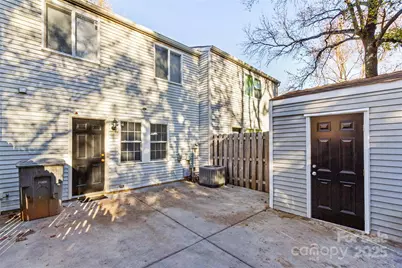 9464 Lexington Circle #B, Charlotte, NC 28213 - Photo 23