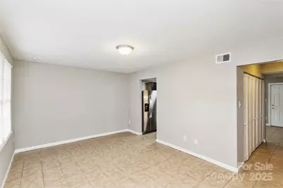 9464 Lexington Circle #B, Charlotte, NC 28213 - Photo 3