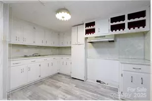 466 Shiloh Church Rd, Hickory, NC 28601 - Photo 39